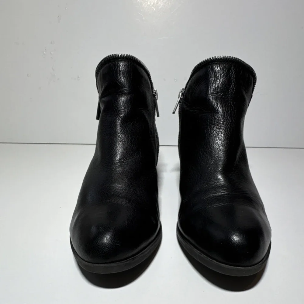 Lucky Brand Black Leather Ankle Bootie with Zipper and Textured Heel‎ Accent